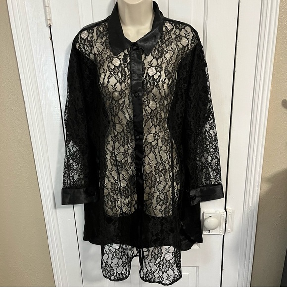 Victoria’s Secret Gold Label Deadstock Lace Black Button Front Blouse M/L P2 - Picture 1 of 6